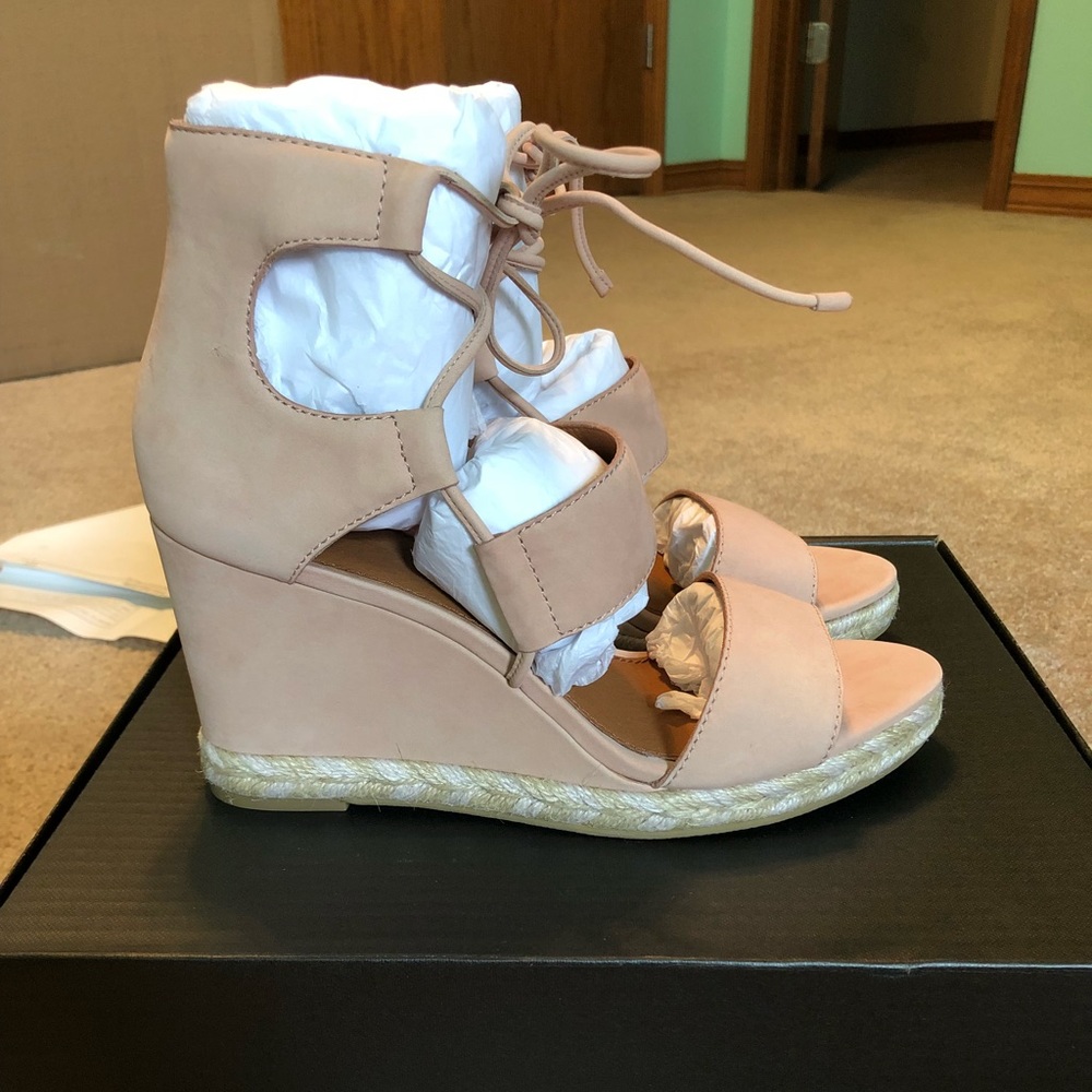 NIB Frye Roberta Ghillie Wedges Sz 8.5